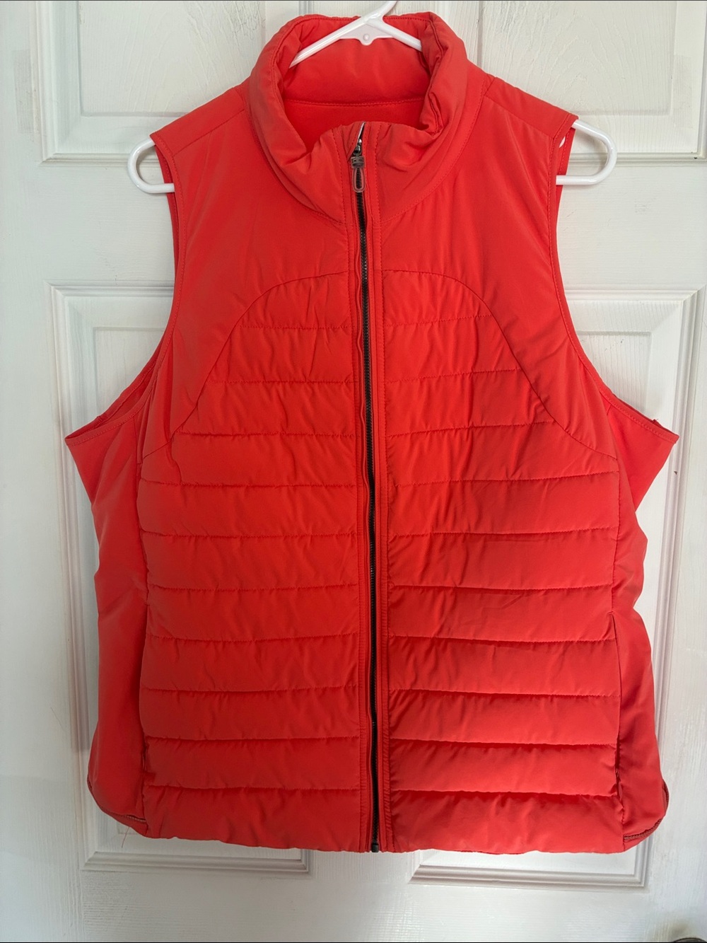 Tangerine Size XXL Quilted Puffer Vest in Vibrant Orange-Red - Picture 3 of 12